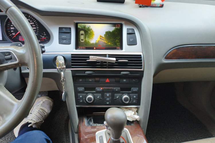 Used Audi A6L 2010 2.4L Comfort Edition Audio And AC Panel