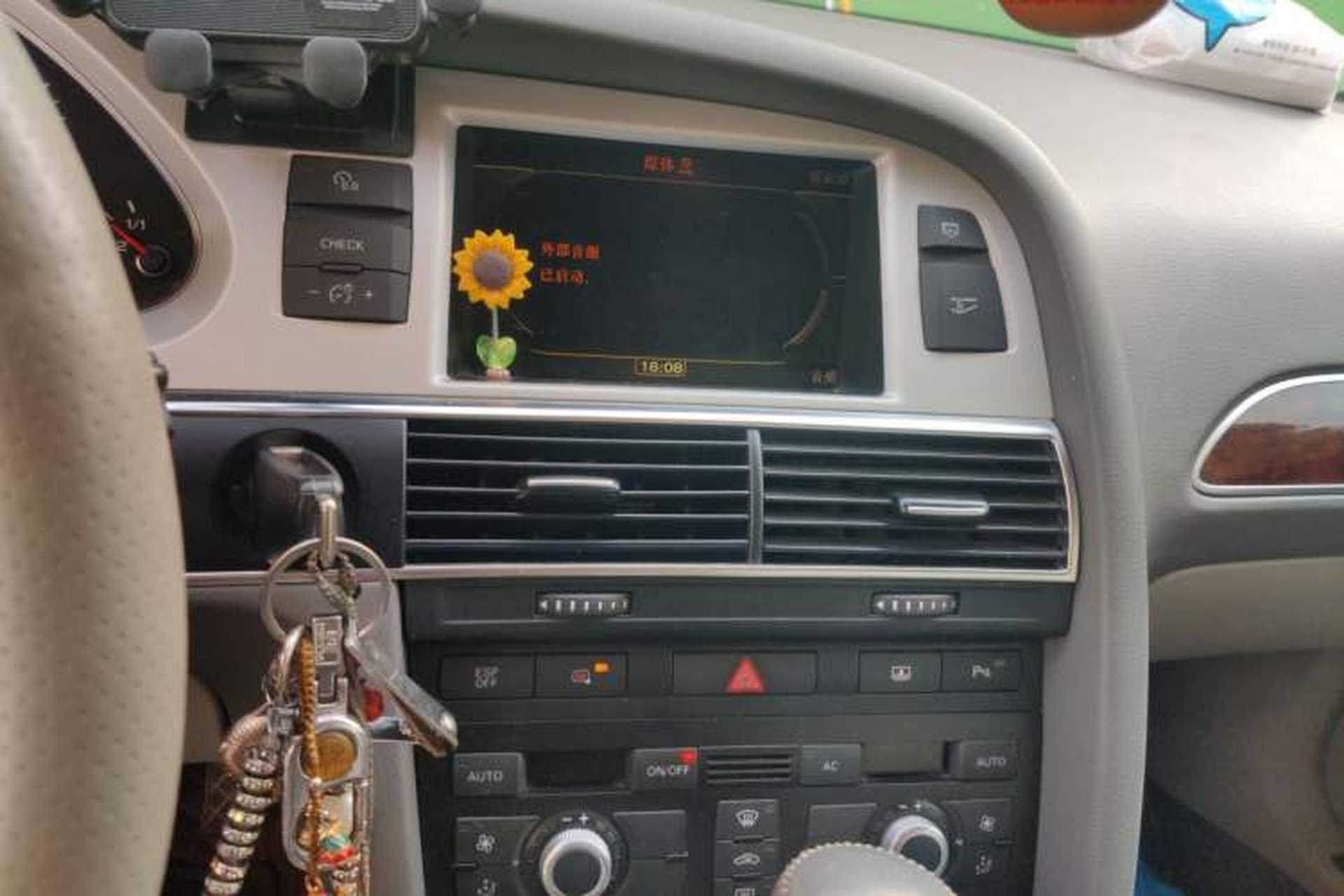 Used Audi A6L 2010 2.4L Technology Edition Audio And AC Panel