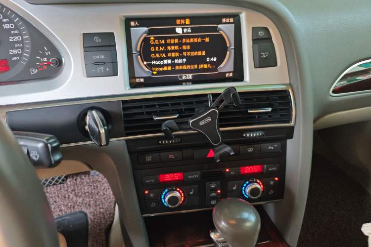 Used Audi A6L 2010 2.4L Luxury Edition Audio And AC Panel