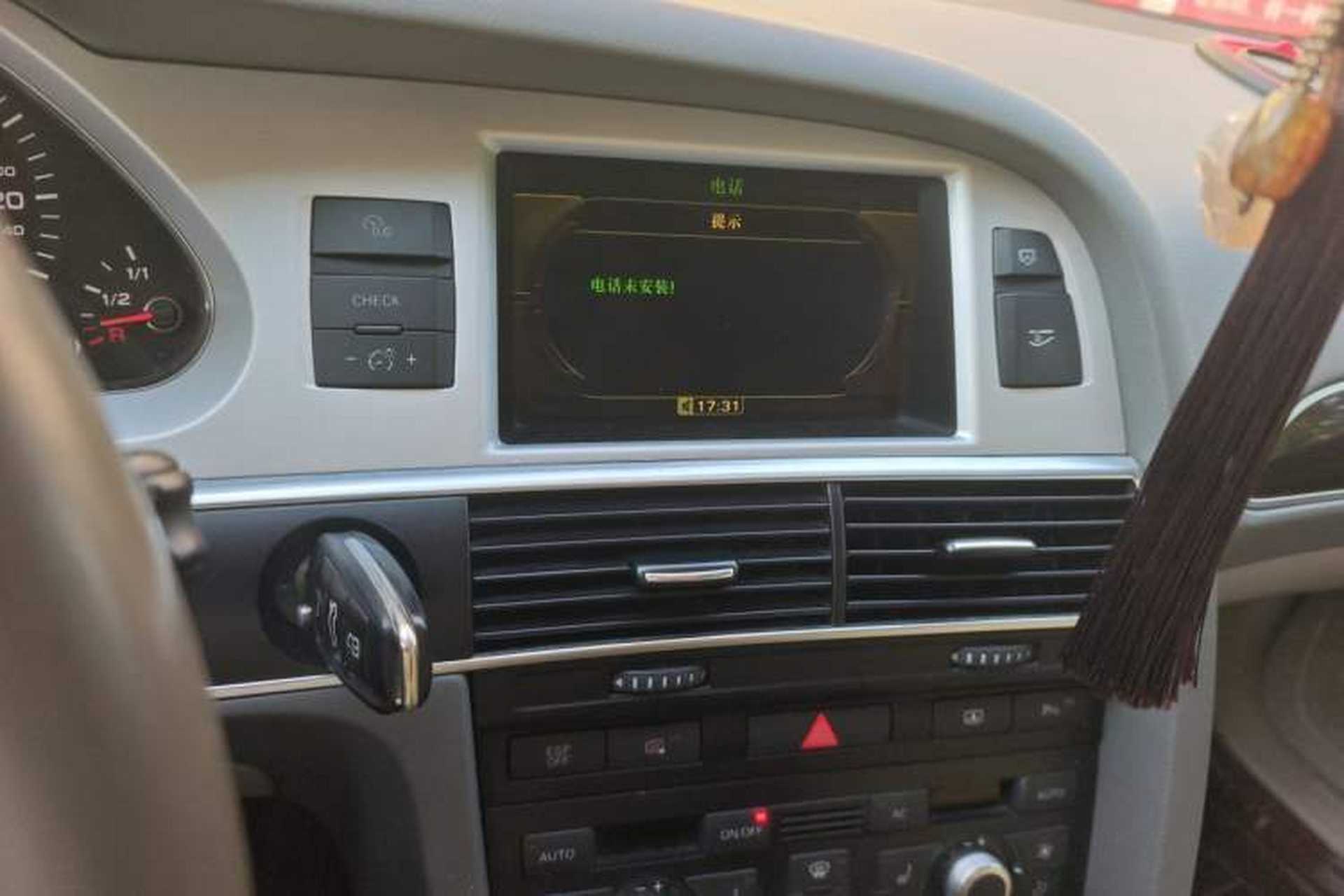 Used Audi A6L 2010 2.4L Comfort Edition Audio And AC Panel