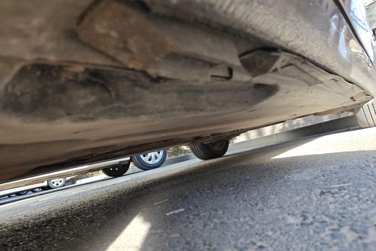 Used Audi A6L 2010 2.4L Comfort Edition Chassis Front Left