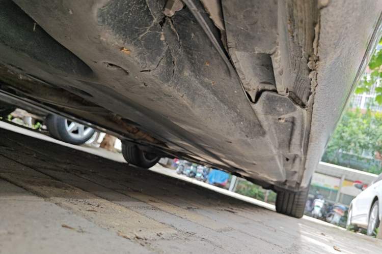 Used Audi A6L 2010 2.0 TFSI Automatic Standard Edition Chassis Front Left