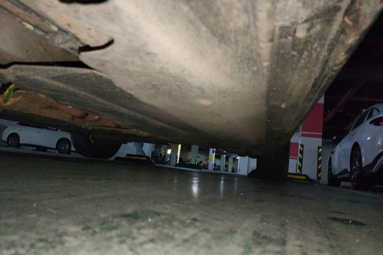 Used Audi A6L 2010 2.0 TFSI Automatic Standard Edition Chassis Front Left