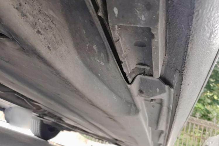 Used Audi A6L 2010 2.0 TFSI Automatic Standard Edition Chassis Front Left