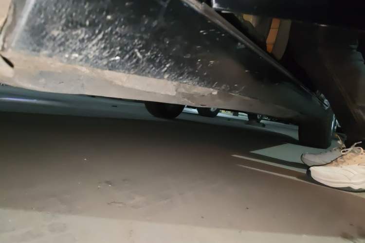 Used Audi A6L 2010 2.4L Comfort Edition Chassis Front Left