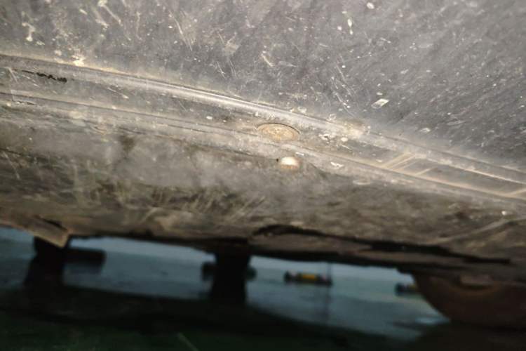 Used Audi A6L 2010 2.0 TFSI Automatic Standard Edition Chassis Front