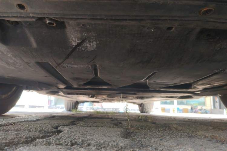 Used Audi A6L 2010 2.0 TFSI Automatic Standard Edition Chassis Front