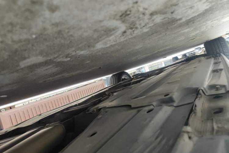 Used Audi A6L 2010 2.4L Comfort Edition Chassis Rear Left