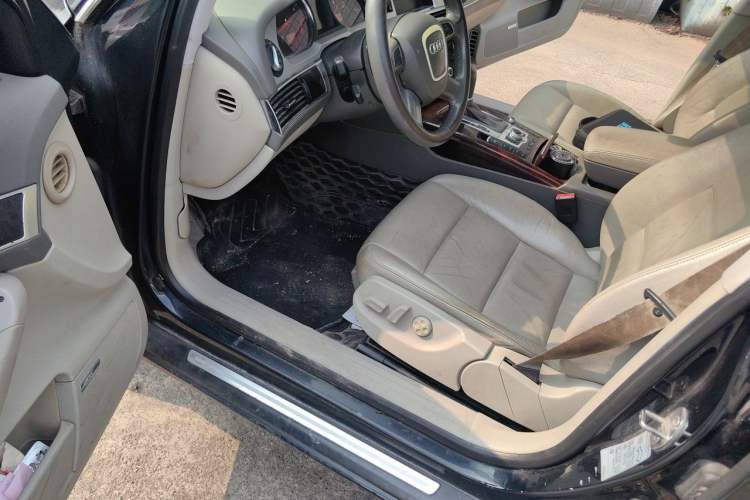 Used Audi A6L 2010 2.4L Comfort Edition Driver Seat