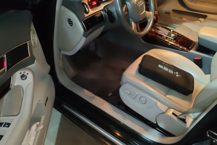 Used Audi A6L 2010 2.4L Comfort Edition Driver Seat