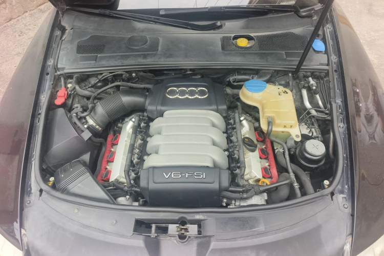 Used Audi A6L 2010 2.8 FSI quattro Luxury Model Engine Bay