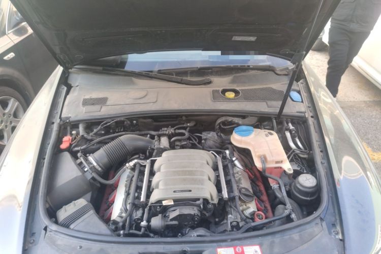 Used Audi A6L 2010 2.4L Technology Edition Engine Bay