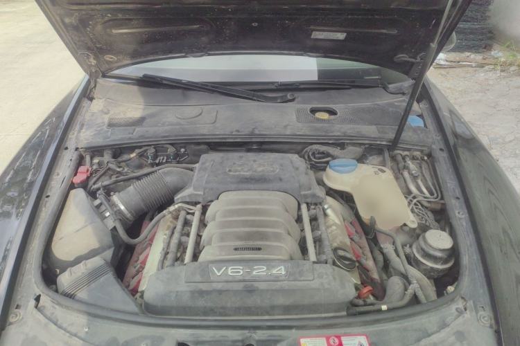 Used Audi A6L 2010 2.4L Luxury Edition Engine Bay