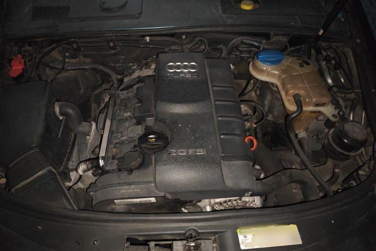 Used Audi A6L 2010 2.0 TFSI Automatic Standard Edition Engine Bay