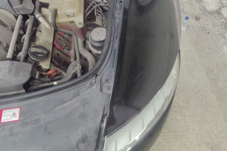 Used Audi A6L 2010 2.4L Luxury Edition Engine Bay Left