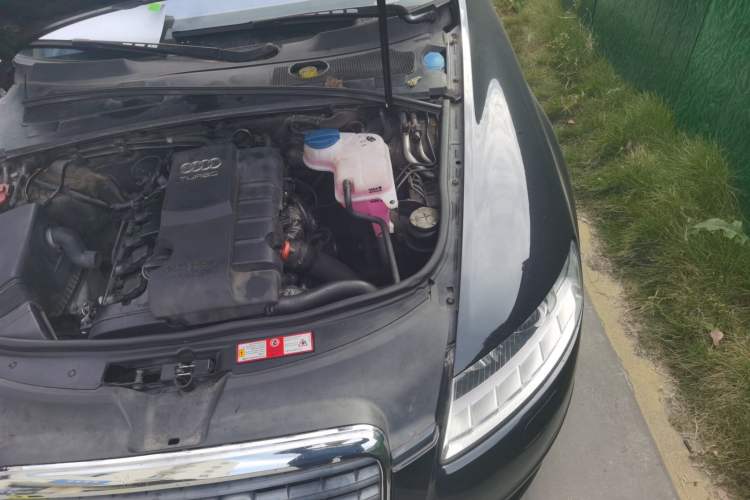 Used Audi A6L 2010 2.0 TFSI Manual Standard Edition Engine Bay Left