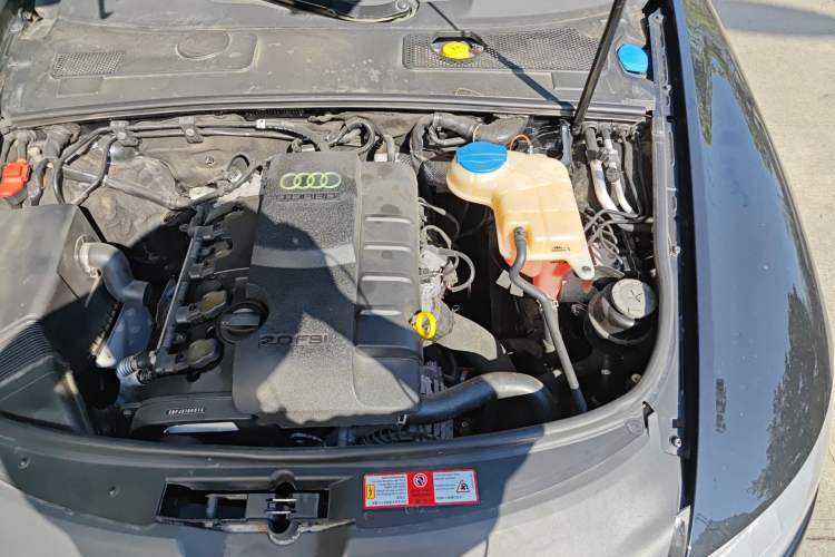 Used Audi A6L 2010 2.0 TFSI Automatic Standard Edition Engine Bay Left