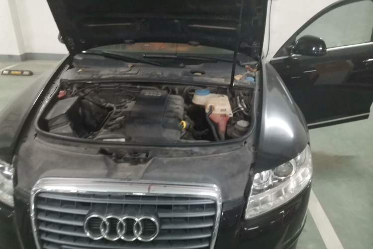 Used Audi A6L 2010 2.0 TFSI Manual Standard Edition Engine Bay Left