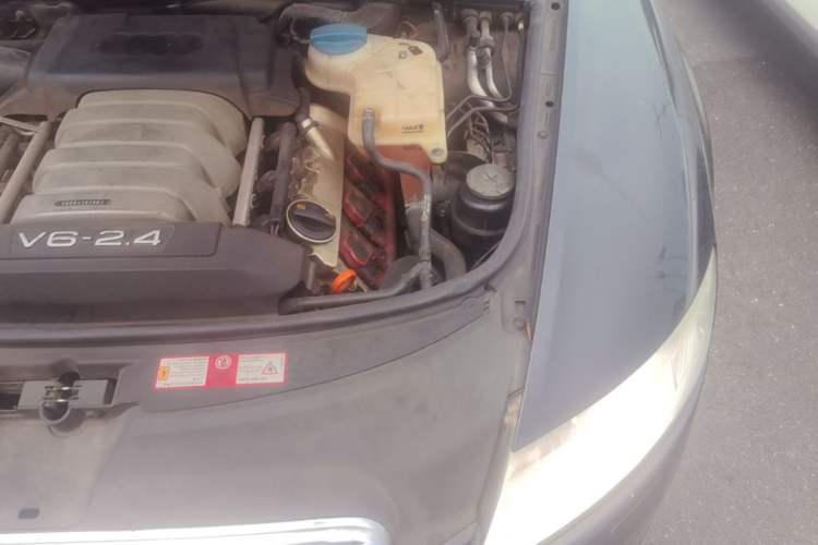 Used Audi A6L 2010 2.4L Comfort Edition Engine Bay Left