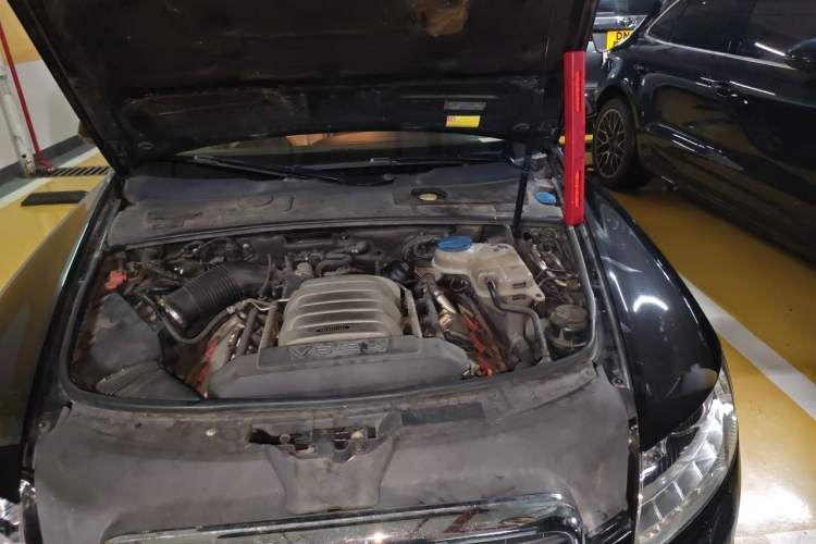 Used Audi A6L 2010 2.4L Technology Edition Engine Bay Left