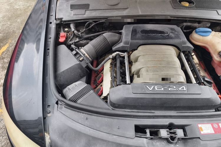 Used Audi A6L 2010 2.4L Technology Edition Engine Bay Right
