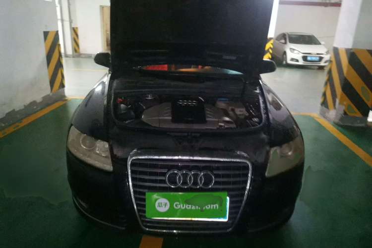 Used Audi A6L 2010 2.7 TDI Engine Bay