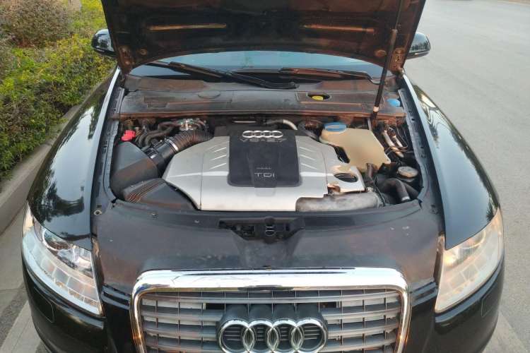 Used Audi A6L 2010 2.7 TDI Engine Bay
