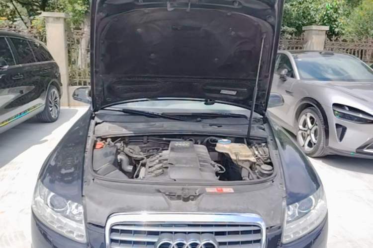 Used Audi A6L 2010 2.0 TFSI Automatic Standard Edition Engine Bay