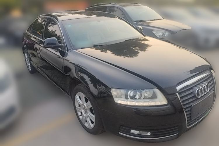 Used Audi A6L 2010 2.8 FSI Luxury Edition Front Right 45 Deg