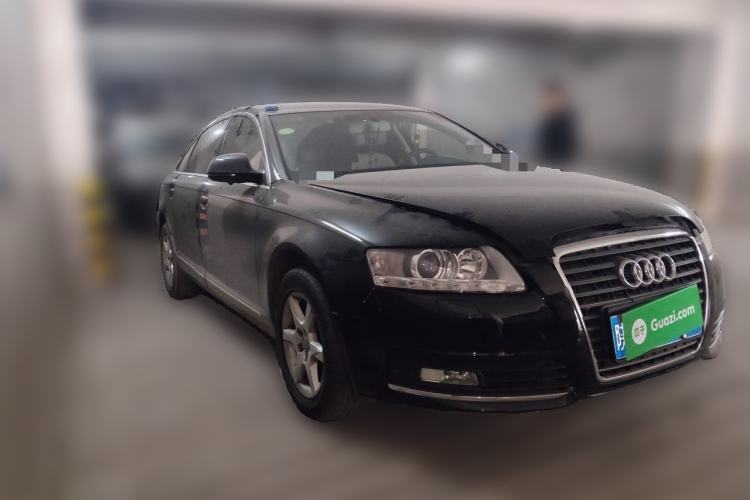 Used Audi A6L 2010 2.0 TFSI Automatic Standard Edition Front Right 45 Deg
