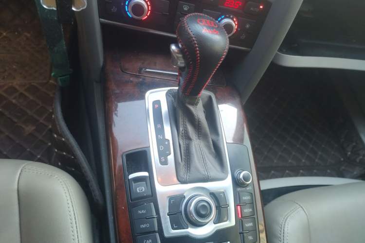 Used Audi A6L 2010 2.4L Technology Edition Gear Lever