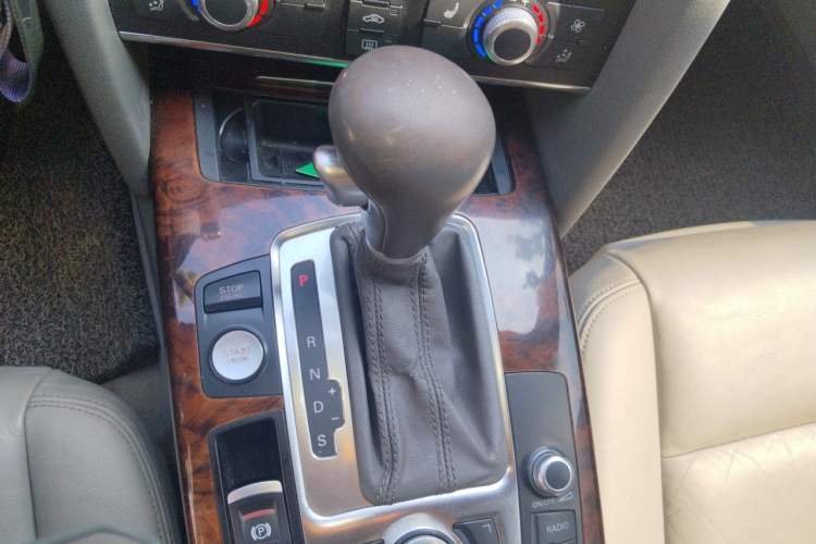 Used Audi A6L 2010 2.4L Comfort Edition Gear Lever