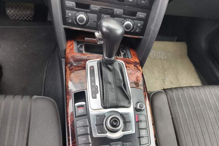 Used Audi A6L 2010 2.4L Technology Edition Gear Lever