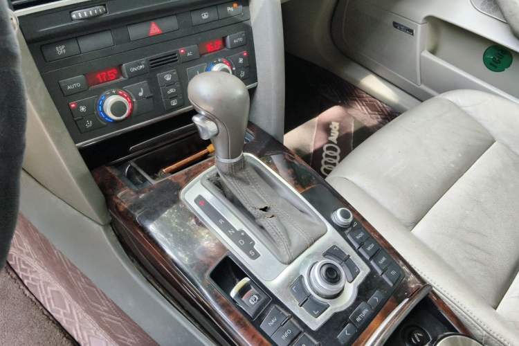 Used Audi A6L  Gear Lever