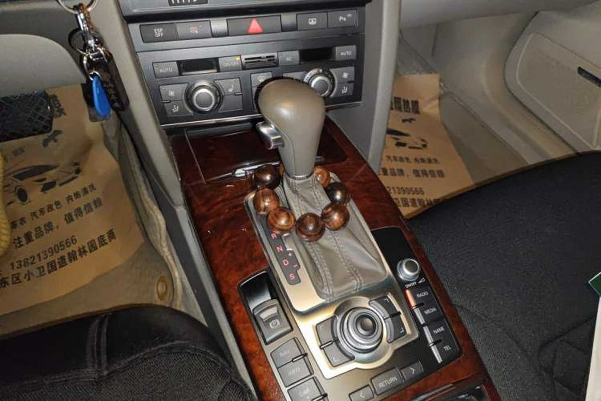 Used Audi A6L 2010 2.4L Comfort Edition Gear Lever