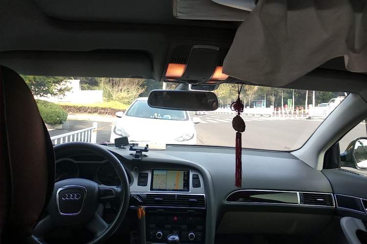 Used Audi A6L 2010 2.0 TFSI Manual Standard Edition Headliner
