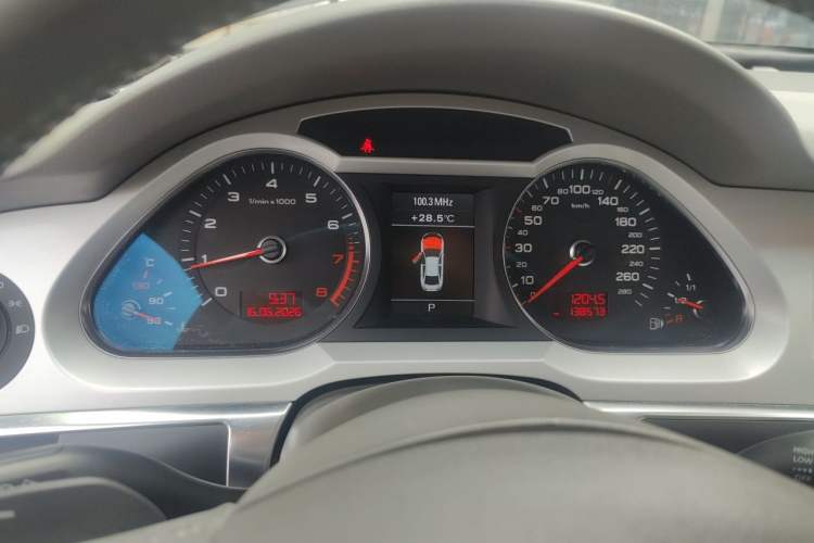 Used Audi A6L 2010 2.0 TFSI Automatic Standard Edition Instrument Cluster