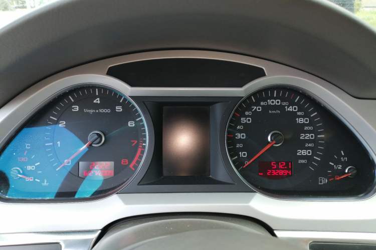 Used Audi A6L 2010 2.0 TFSI Automatic Standard Edition Instrument Cluster