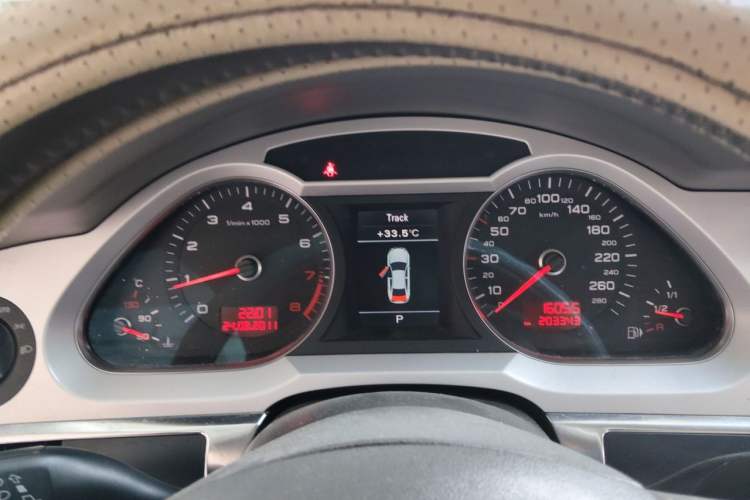 Used Audi A6L 2010 2.0 TFSI Automatic Standard Edition Instrument Cluster
