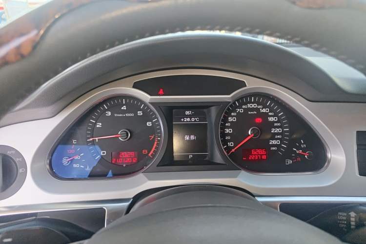 Used Audi A6L 2010 2.0 TFSI Automatic Standard Edition Instrument Cluster