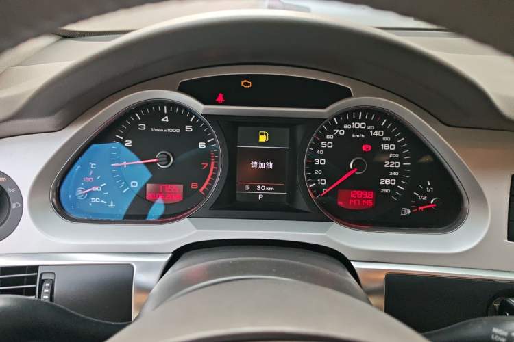 Used Audi A6L 2010 2.0 TFSI Base Version Instrument Cluster