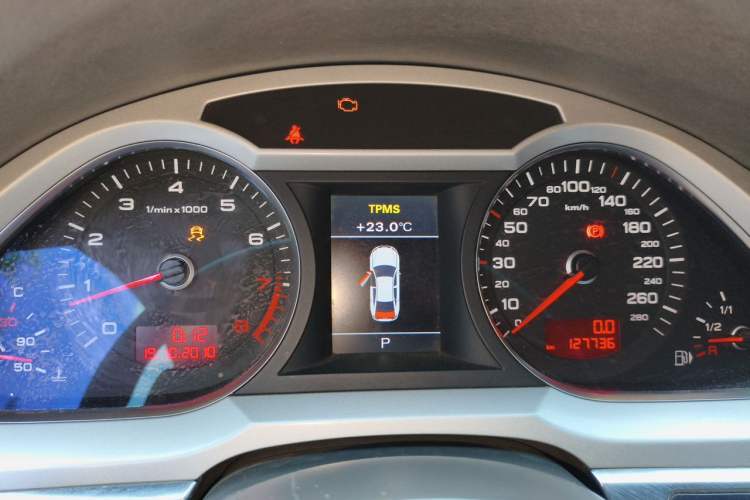 Used Audi A6L 2010 2.4L Comfort Edition Instrument Cluster