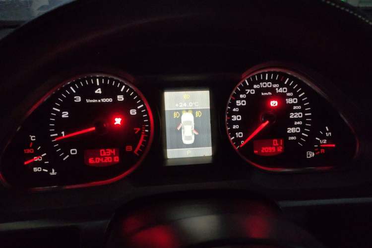Used Audi A6L 2010 2.0 TFSI Automatic Standard Edition Instrument Cluster