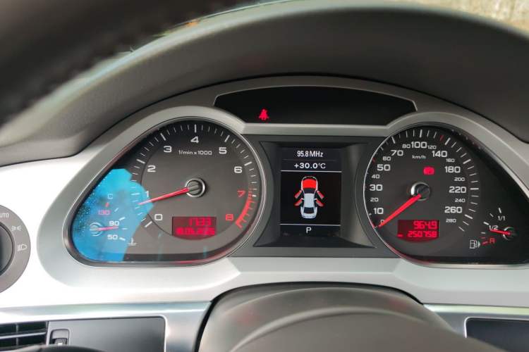 Used Audi A6L 2010 2.4L Technology Edition Instrument Cluster