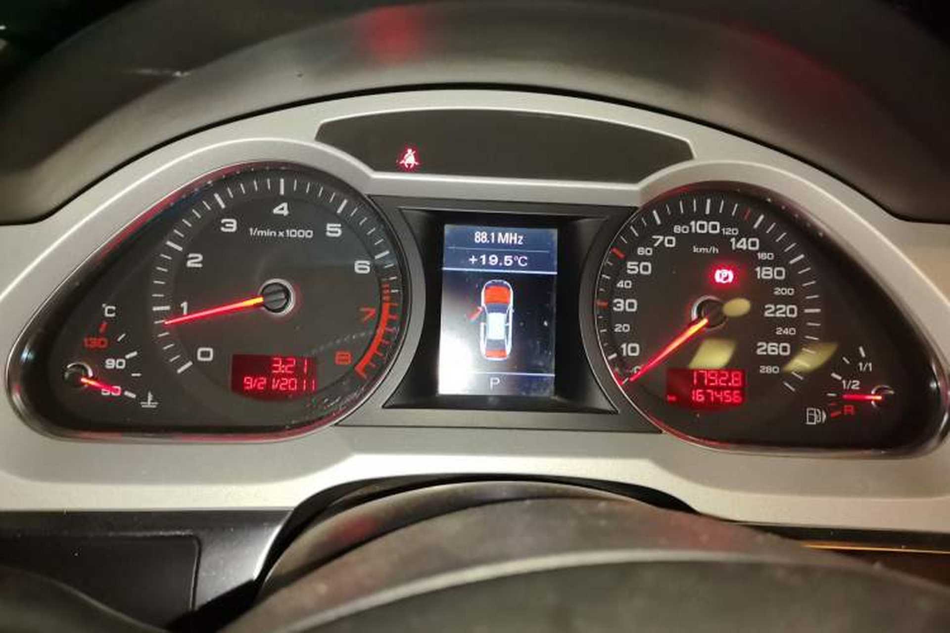 Used Audi A6L 2010 2.0 TFSI Automatic Standard Edition Instrument Cluster