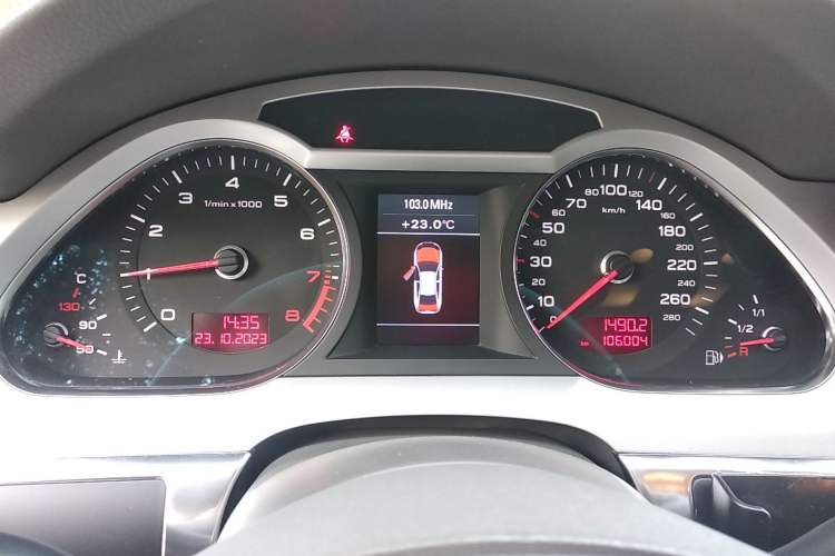 Used Audi A6L 2010 2.0 TFSI Manual Standard Edition Instrument Cluster