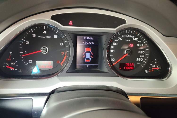 Used Audi A6L 2010 2.0 TFSI Automatic Standard Edition Instrument Cluster