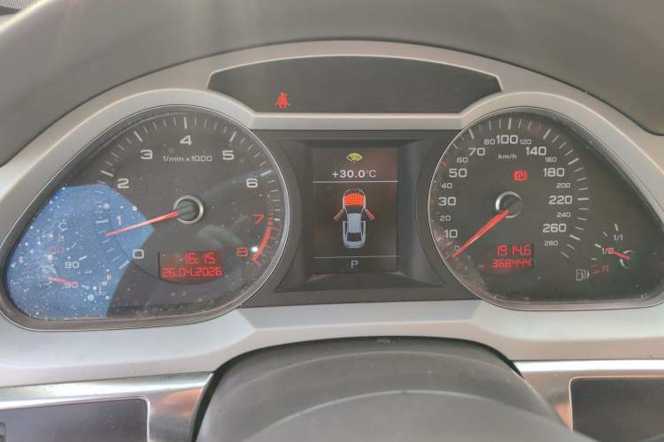 Used Audi A6L 2010 2.4L Comfort Edition Instrument Cluster