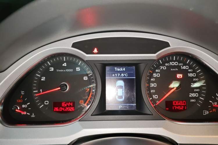 Used Audi A6L 2010 2.4L Comfort Edition Instrument Cluster