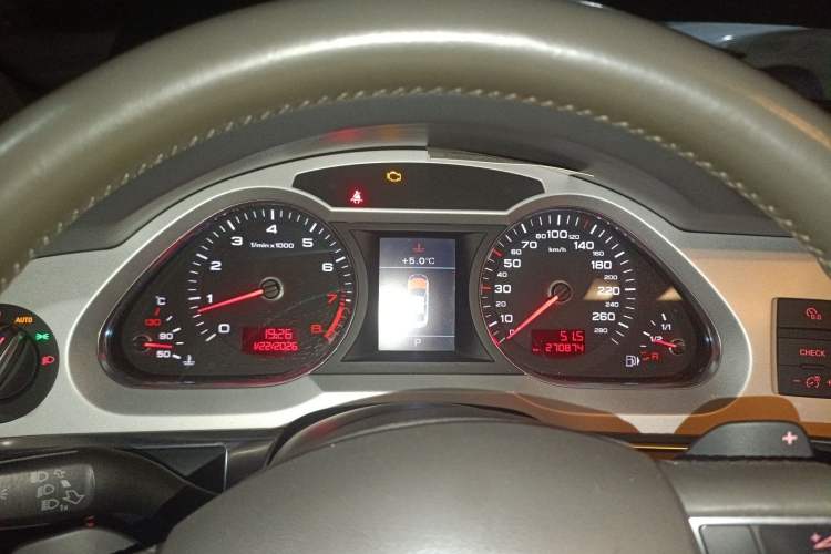 Used Audi A6L 2010 2.4L Comfort Edition Instrument Cluster